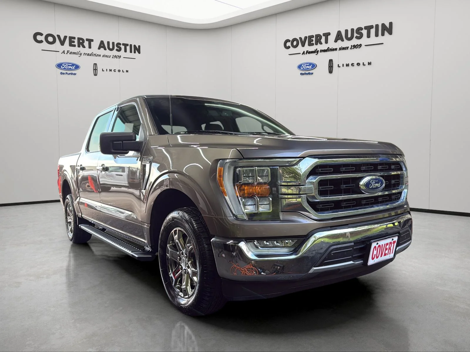 Used 2021 Gray Ford XLT image 7