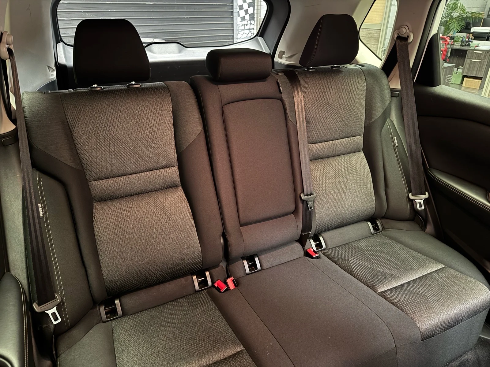 Used 2025 Everest White Pearl (qbe) Nissan SV image 25