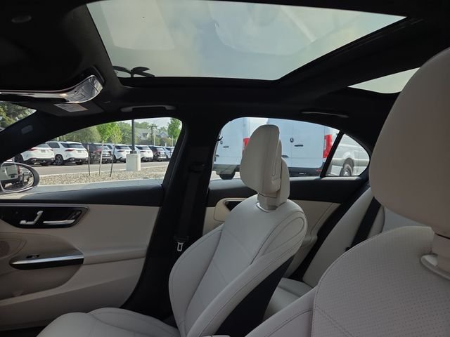 New 2026 Polar White Mercedes-Benz C300 image 25