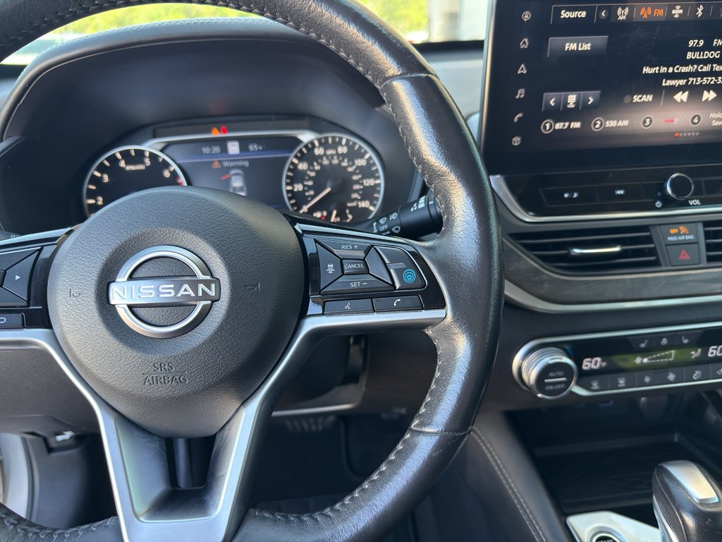 Used 2023 Brilliant Silver Metallic Nissan 2.5 SL image 17