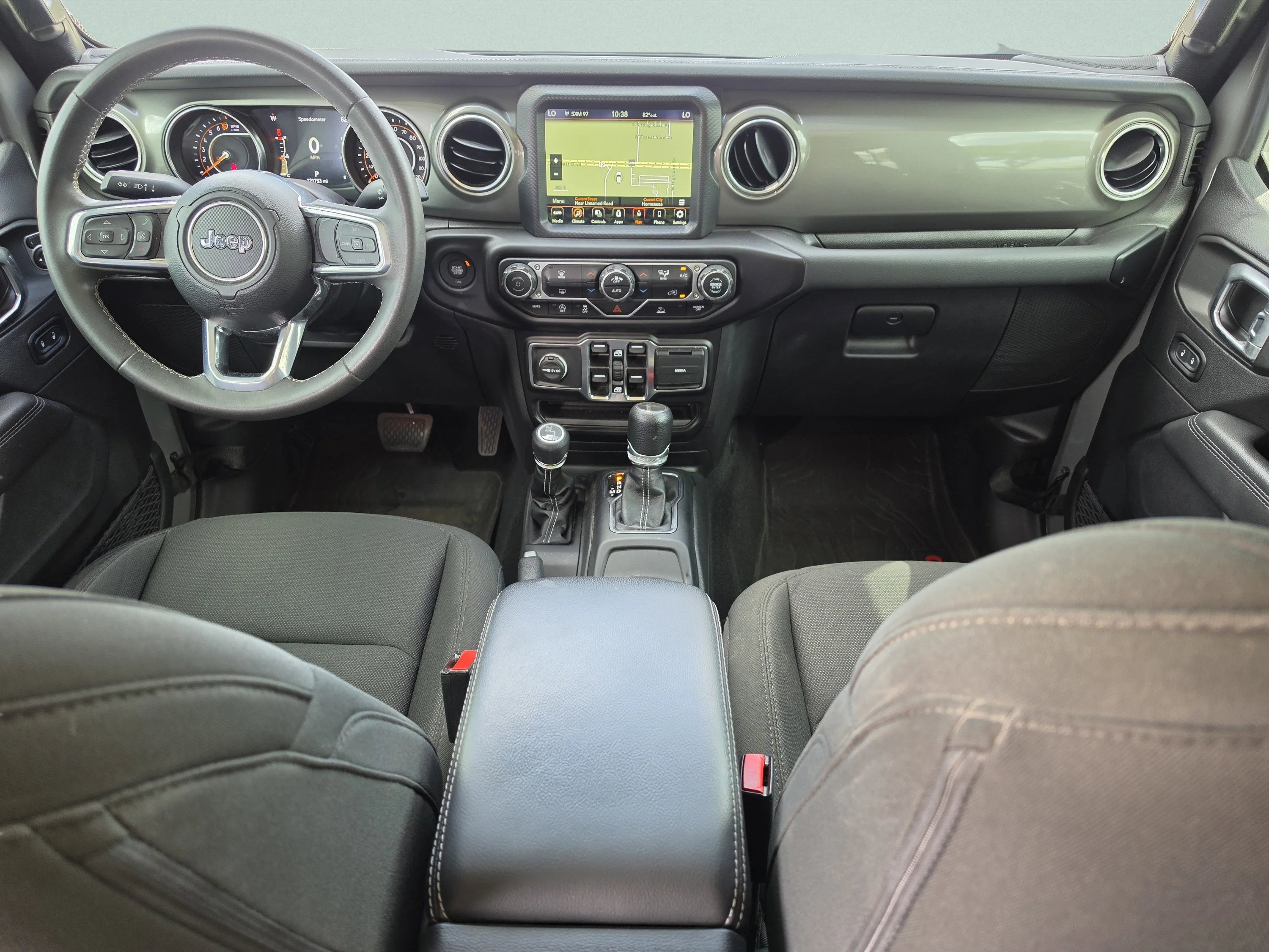 Used 2023 Sting-Gray Clearcoat Jeep Overland image 14