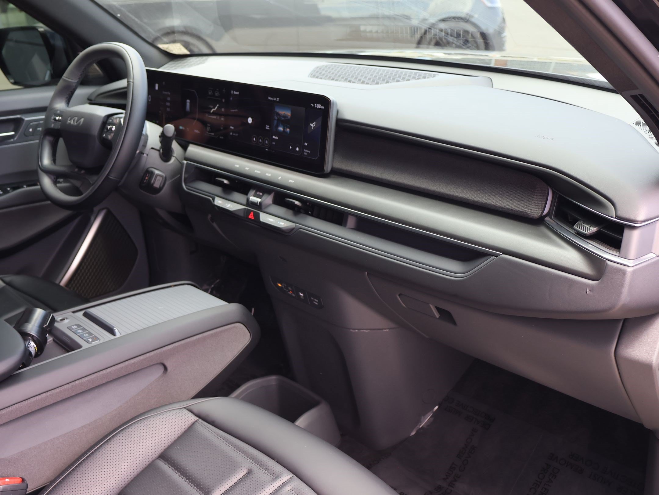 Used 2026 Ebony Black Kia Land image 30