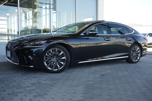 Used 2020 Black Lexus 500 Base image 4