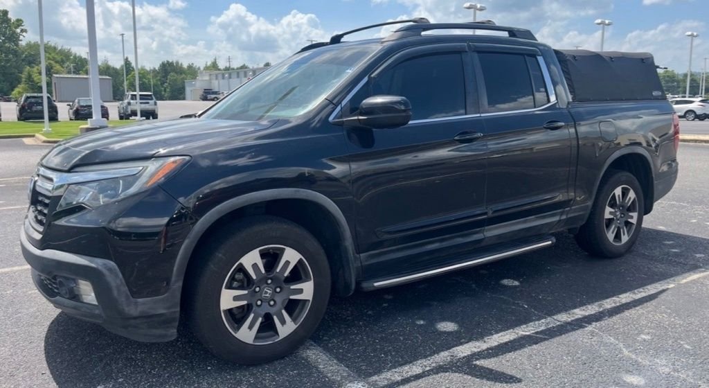 2017 Honda Ridgeline RTL-T AWD's photo