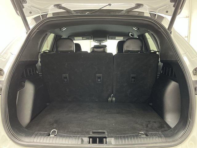 Used 2023 Oxford White Ford ST-Line Select image 26