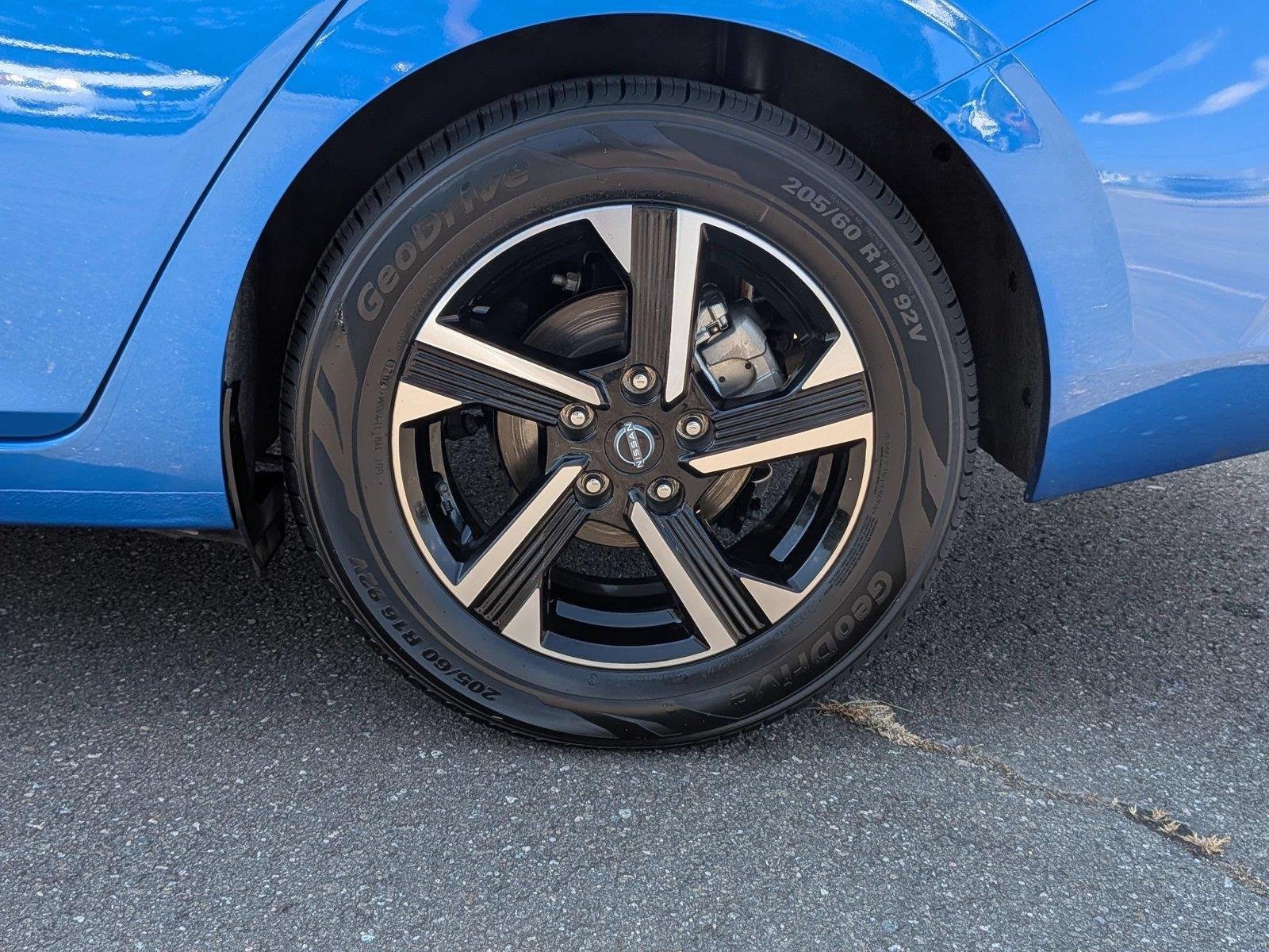 Used 2025 Electric Blue Metallic Nissan SV image 11