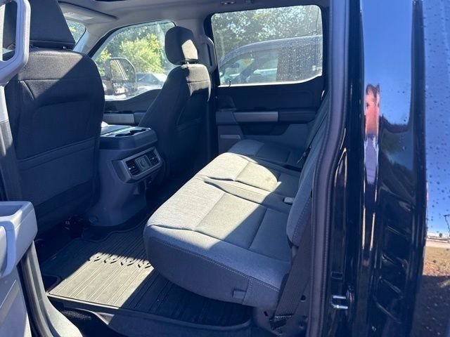 Used 2024 Black Metallic Ford XLT image 9