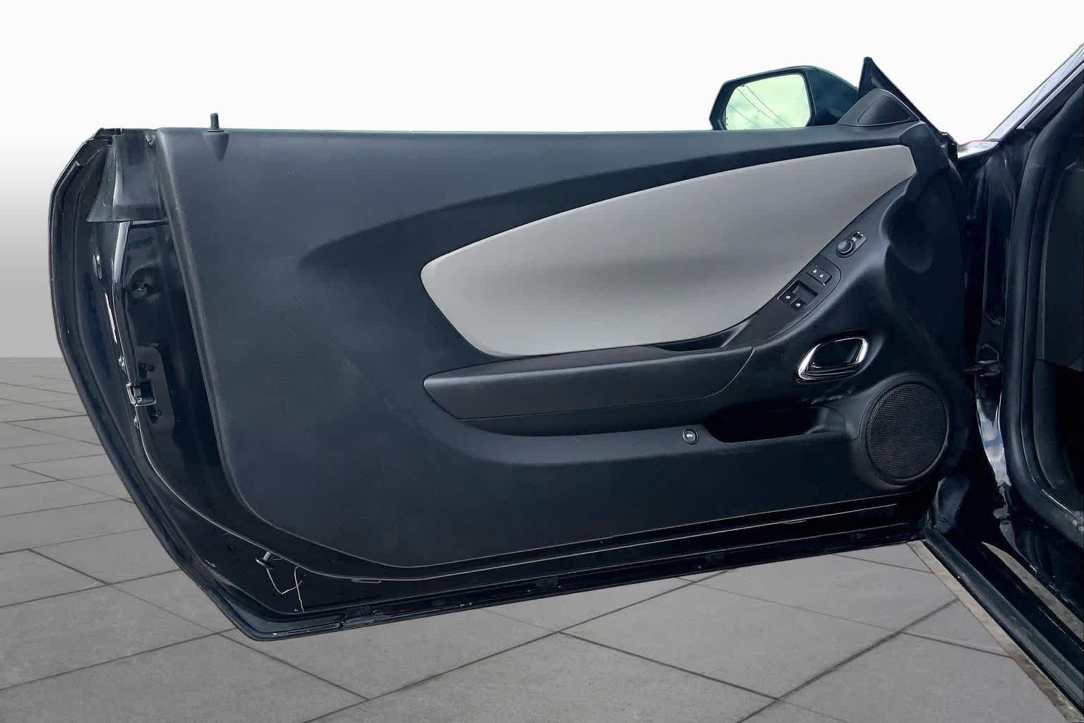 Used 2013 Black Chevrolet LS image 21