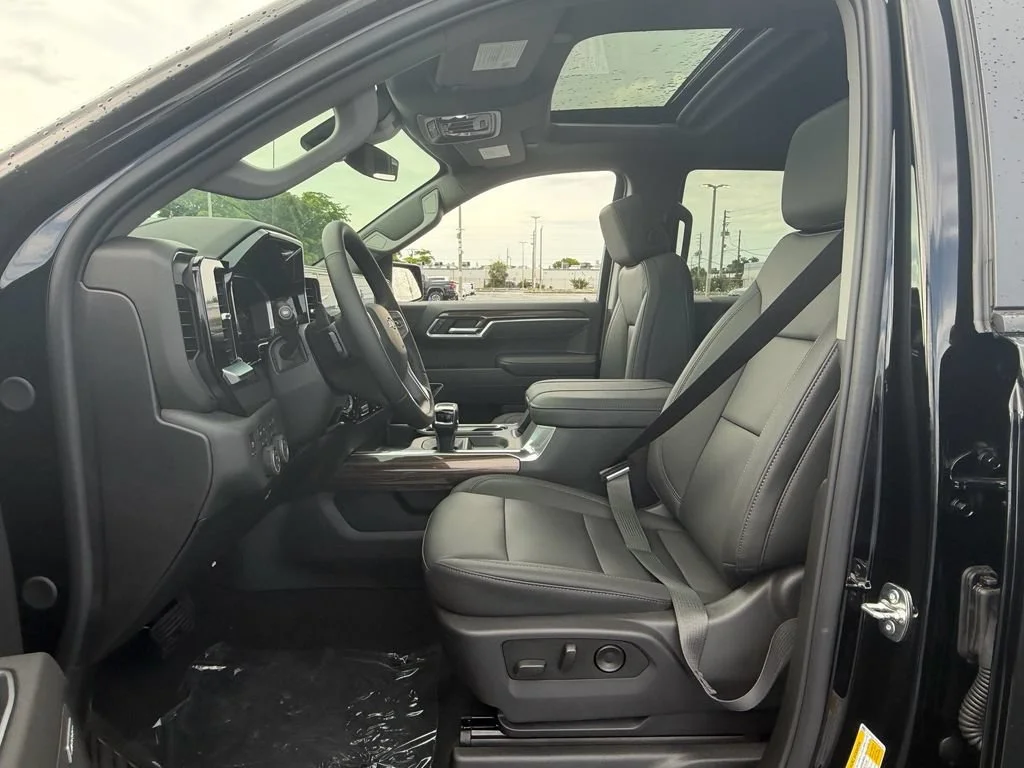 2026 Chevrolet Silverado 1500 RST - Photo 9
