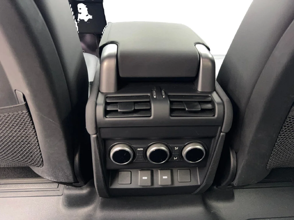 Used 2023 Blue Land Rover SE image 71