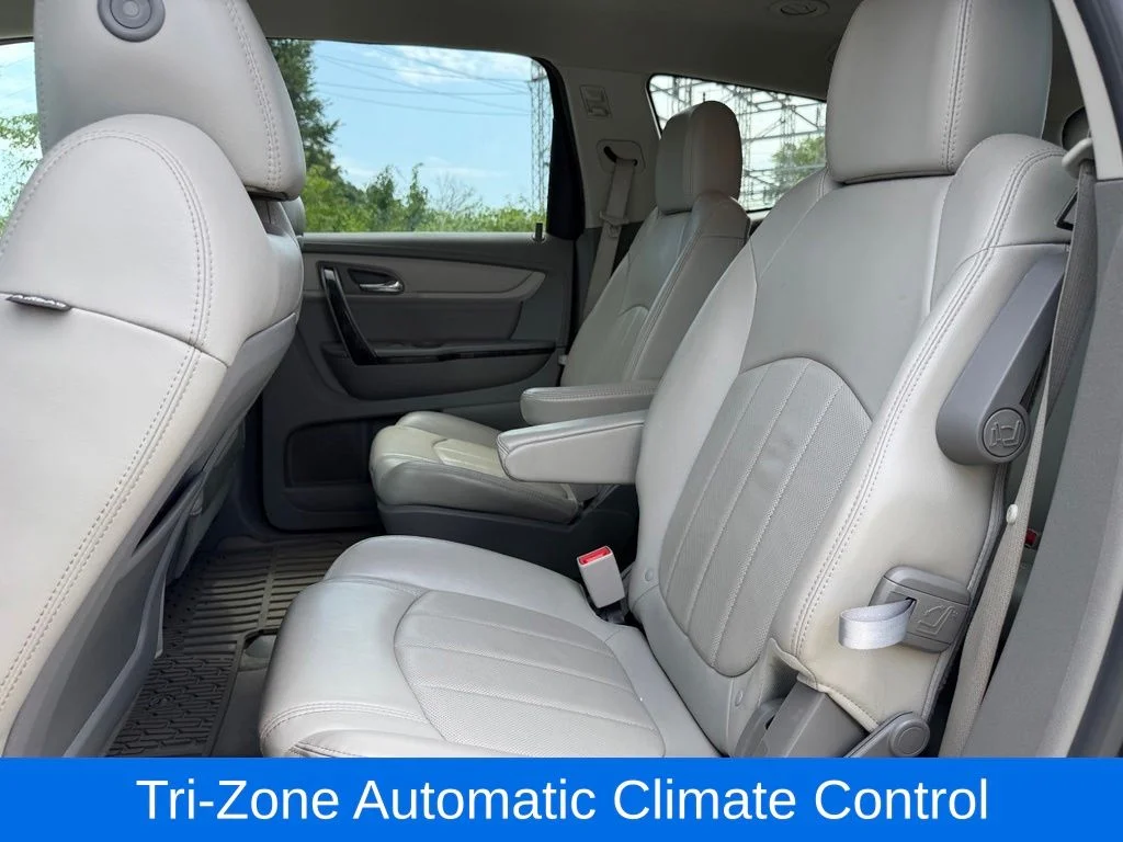 Used 2017 Gray Chevrolet Premier image 20