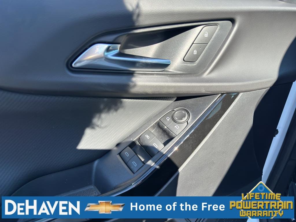2026 Chevrolet Equinox LT - Photo 21