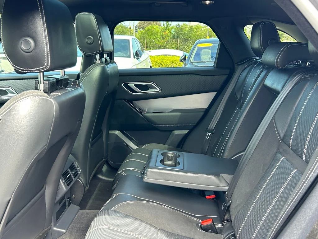 Used 2023 Gray Land Rover R-Dynamic S image 28