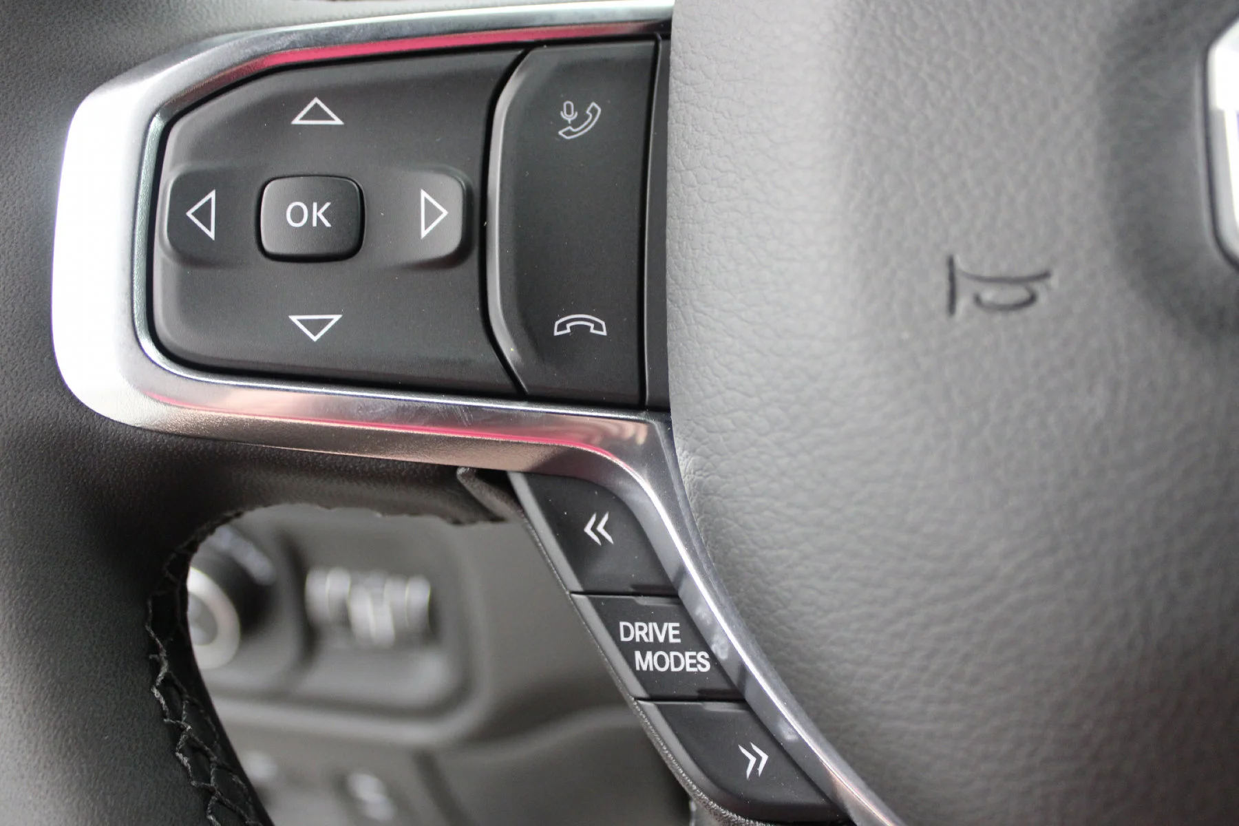 2026 RAM 1500 Laramie - Photo 11