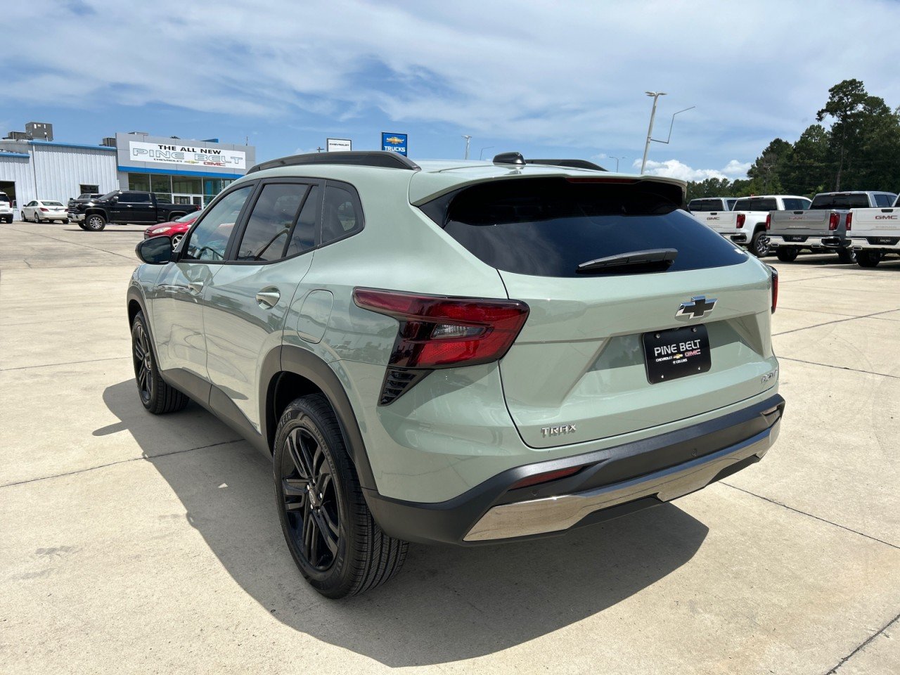 New 2026 Cacti Green Chevrolet ACTIV image 4
