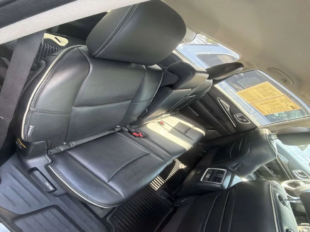 Used 2019 Black INFINITI PURE image 29