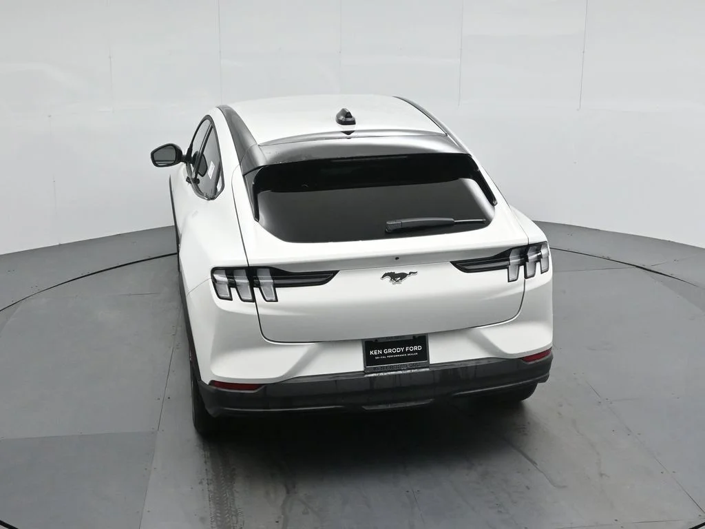 New 2026 Star White Metallic Tri-coat Ford Select image 37
