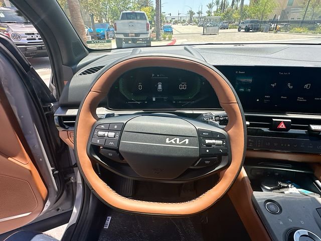 New 2026 Wolf Gray Kia X-Line image 11