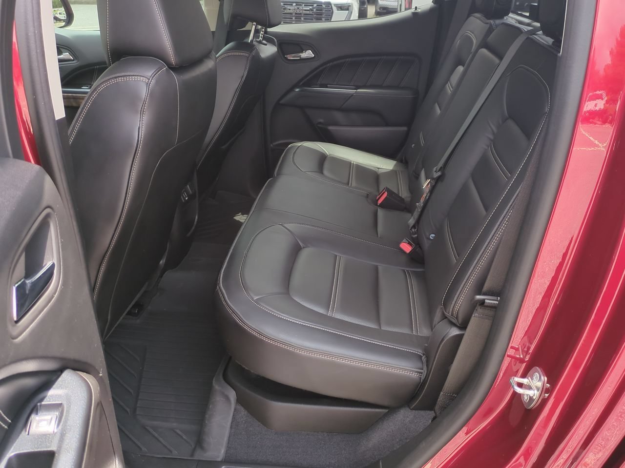 Used 2021 CAYENNE RED TINTCOAT GMC 2WD Denali image 25