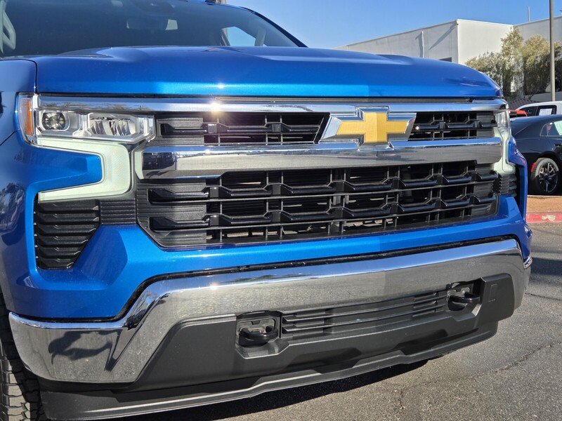Used 2023 Blue Chevrolet LT image 8