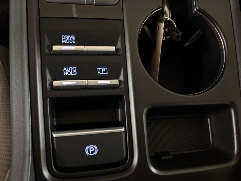 New 2026 Blue Hyundai SE image 21