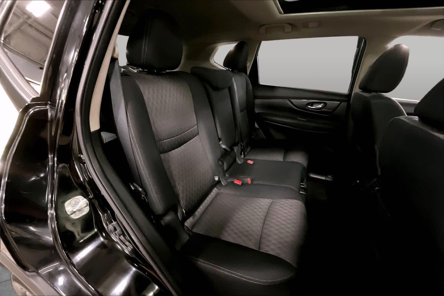 Used 2018 Magnetic Black Nissan SV image 20