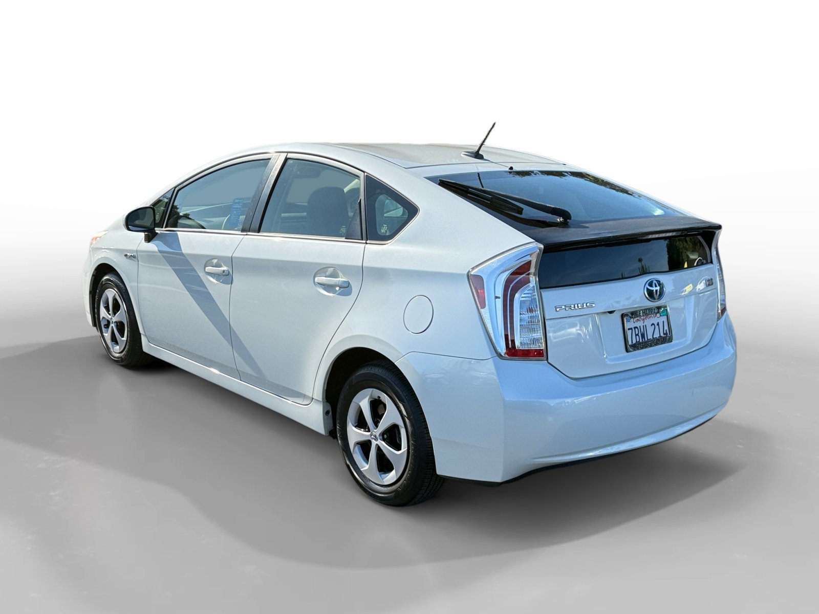 Used 2013 Blizzard Pearl Toyota Three image 3