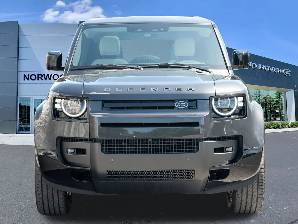 New 2026 Gray Land Rover X-Dynamic SE image 2