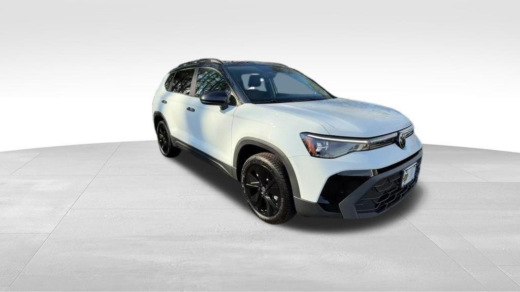 2026 Volkswagen Taos SE Black - Photo 9