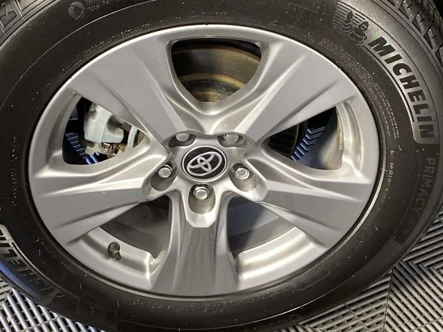 Used 2024 Red Toyota XLE image 30