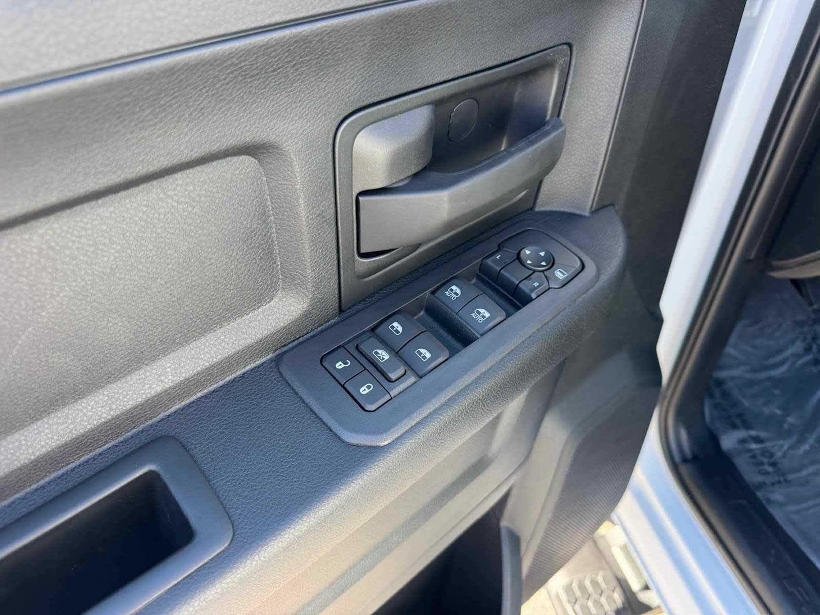 2026 RAM 2500 Tradesman - Photo 13