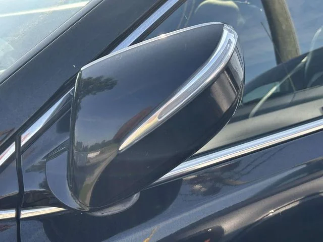 Used 2018 Black Hyundai 2.0T Ultimate image 3