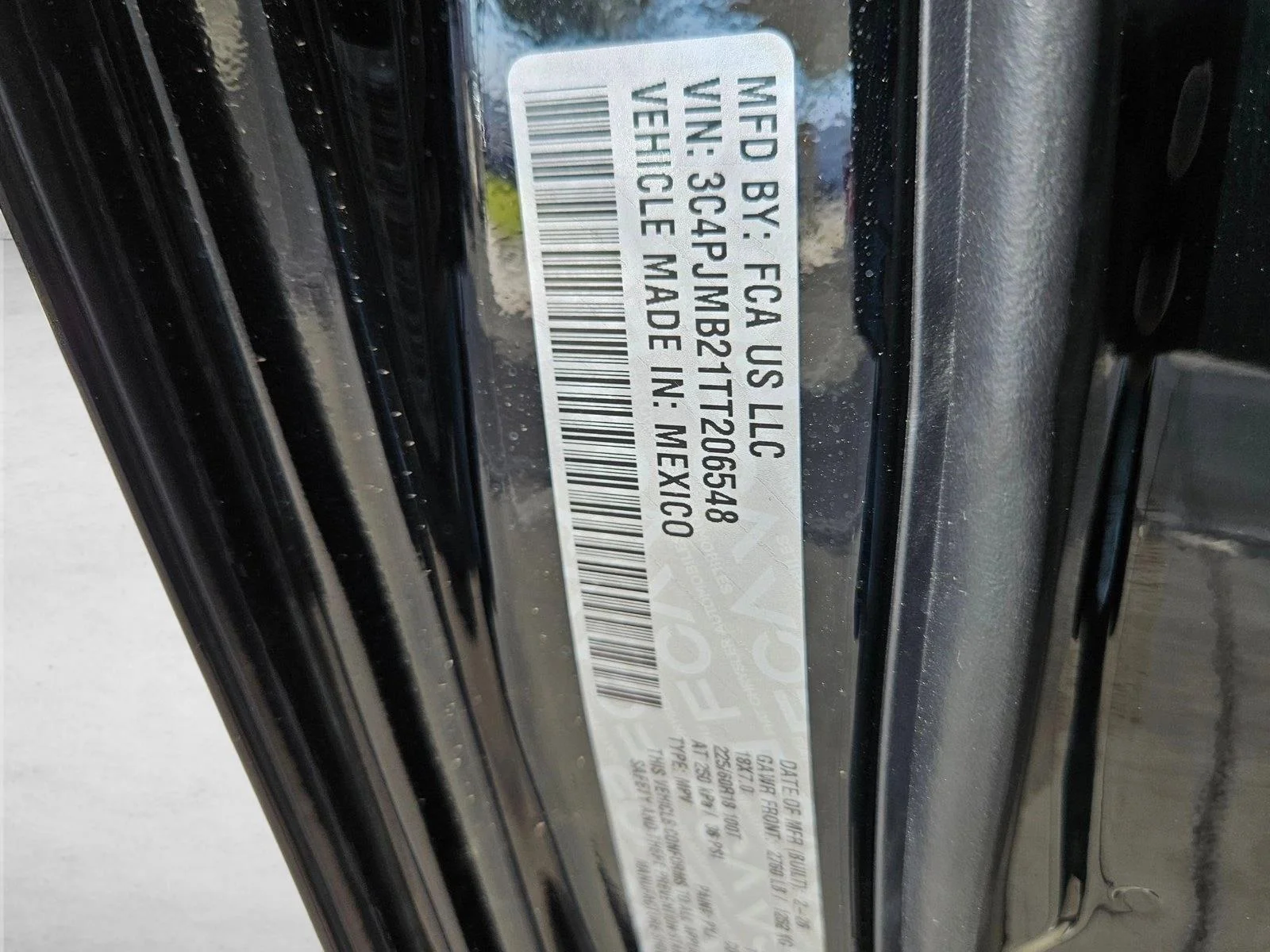 New 2026 Diamond Black Crystal Pearlcoat Jeep Laredo image 16