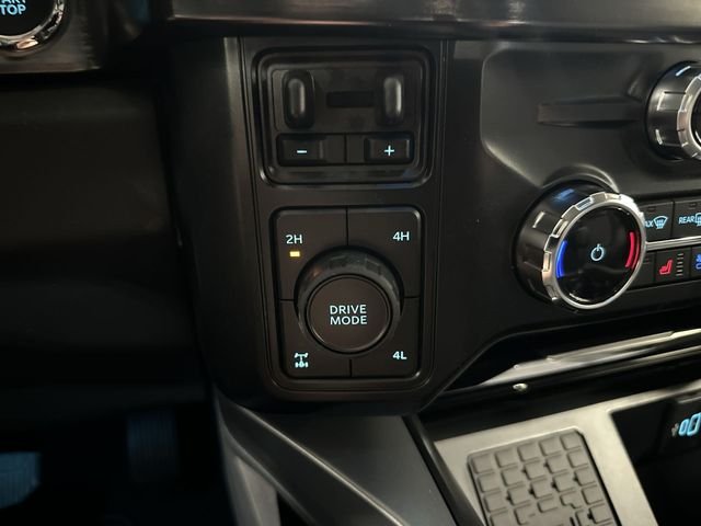 New 2026 Gray Ford Lariat image 32