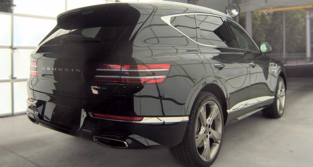Used 2024 Black Genesis 3.5T image 7
