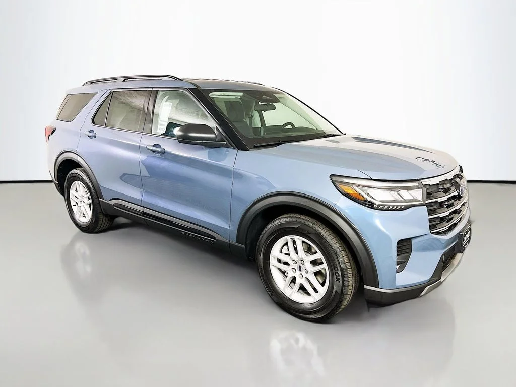 New 2026 Vapor Blue Metallic Ford Active image 1