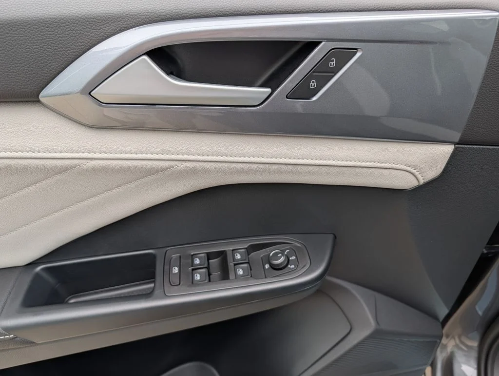 New 2026 Gray Volkswagen 1.5T SEL image 16