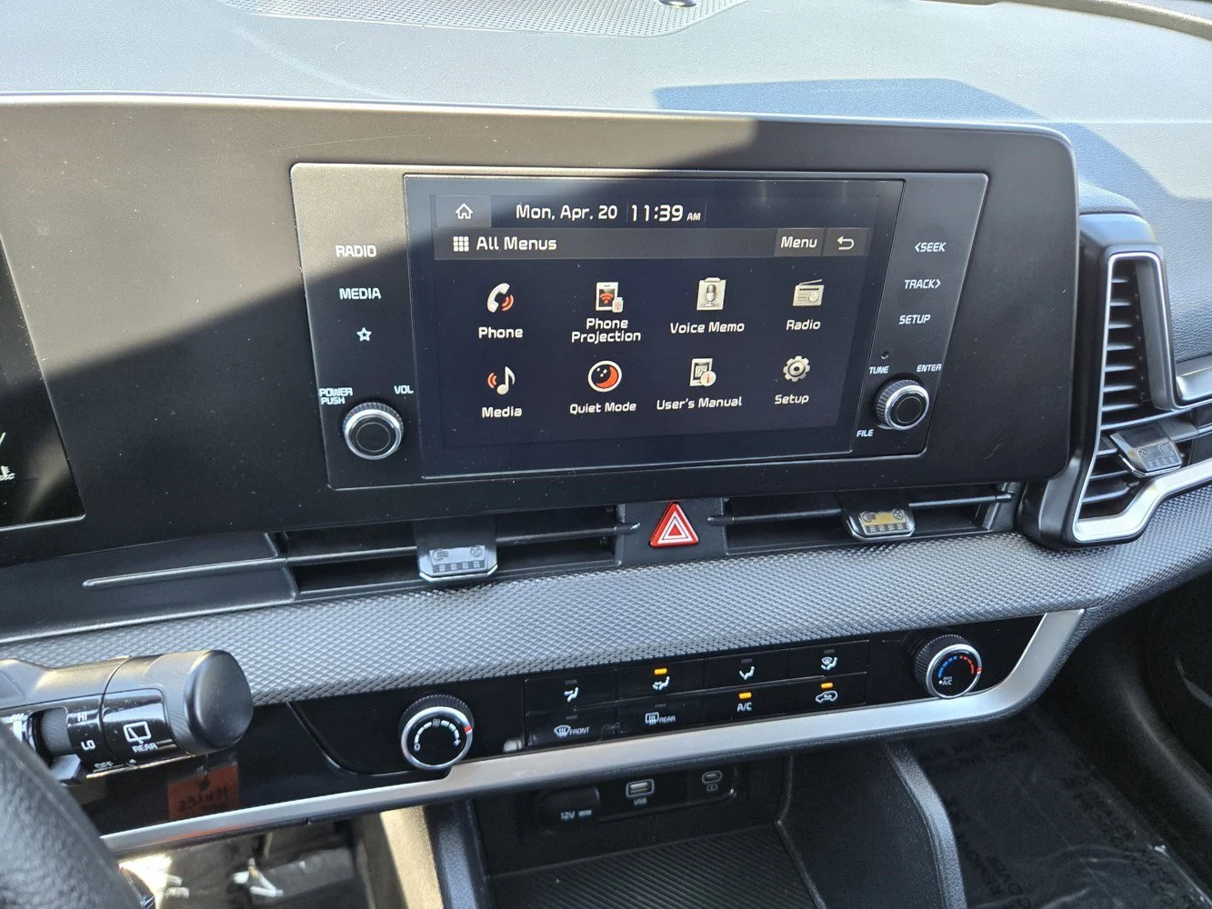 Used 2025 Glacial White Pearl Kia LX image 9