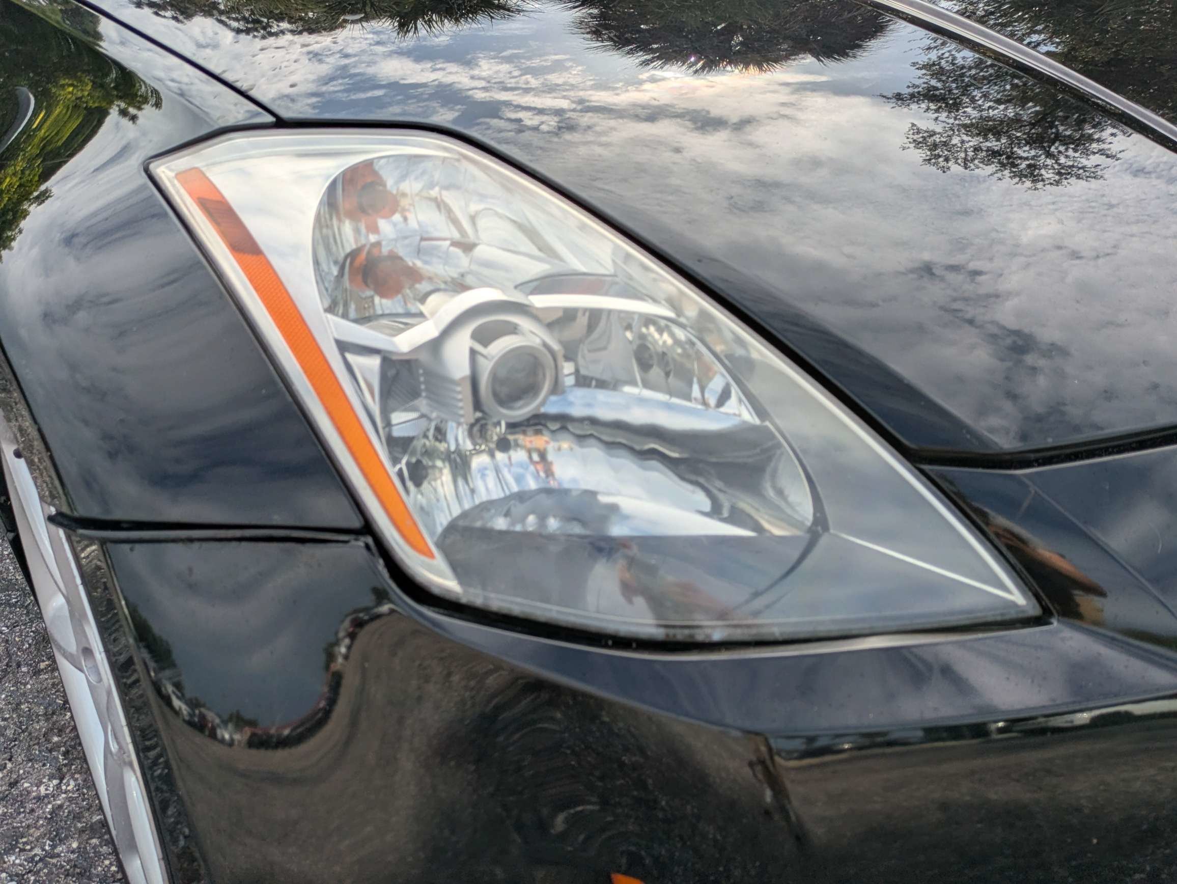 Used 2004  Nissan  image 10