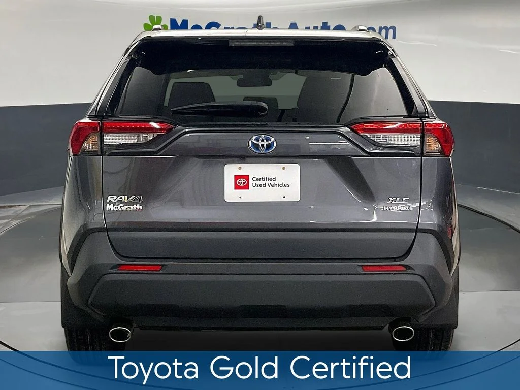 Used 2022 Gray Toyota XLE image 7