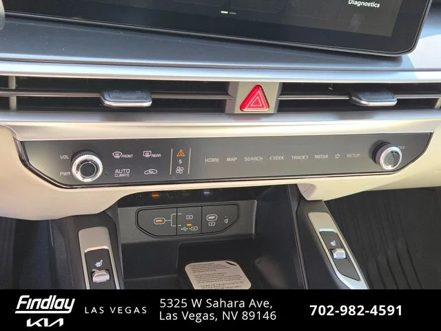 New 2026 White Kia S image 18
