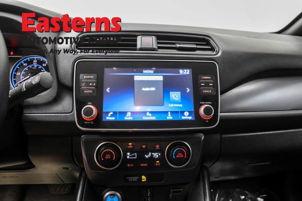 Used 2024 Gray Nissan S image 12
