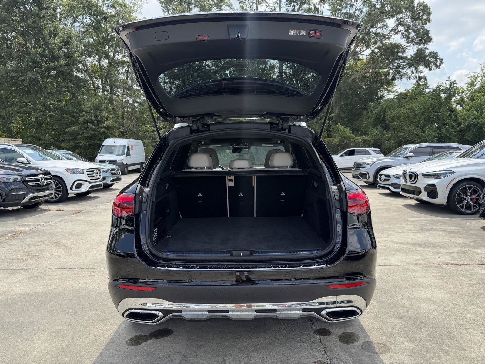 Certified Used 2026 Black Mercedes-Benz GLC 300 image 24