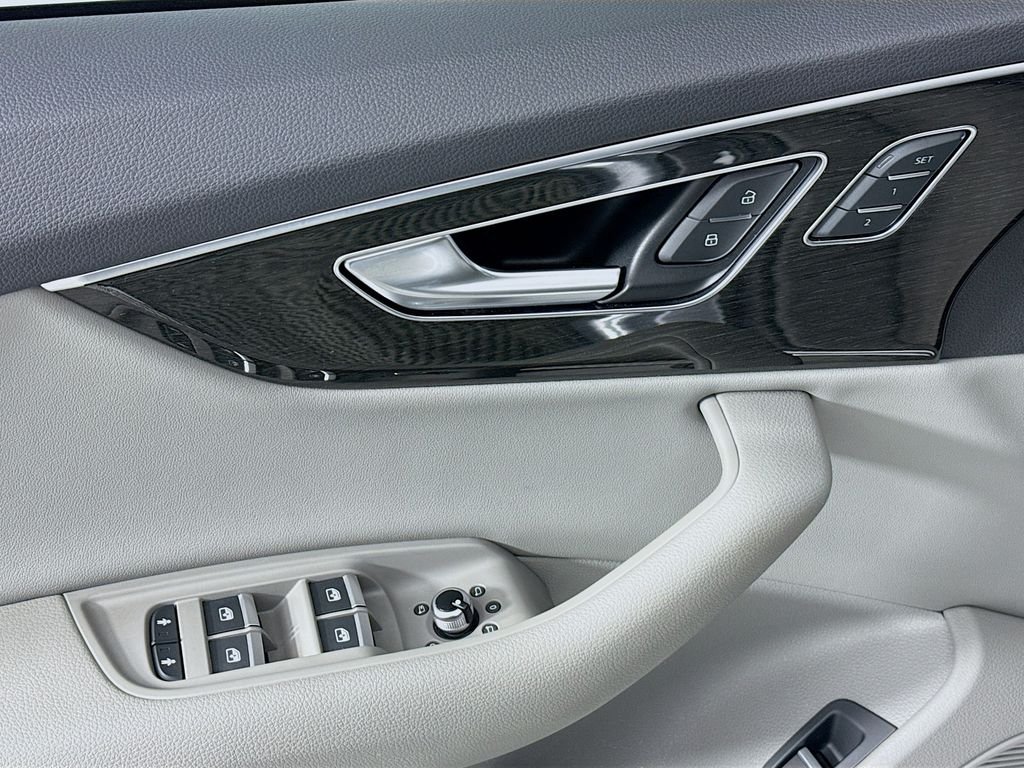 Used 2021  Audi 45 Premium Plus image 19