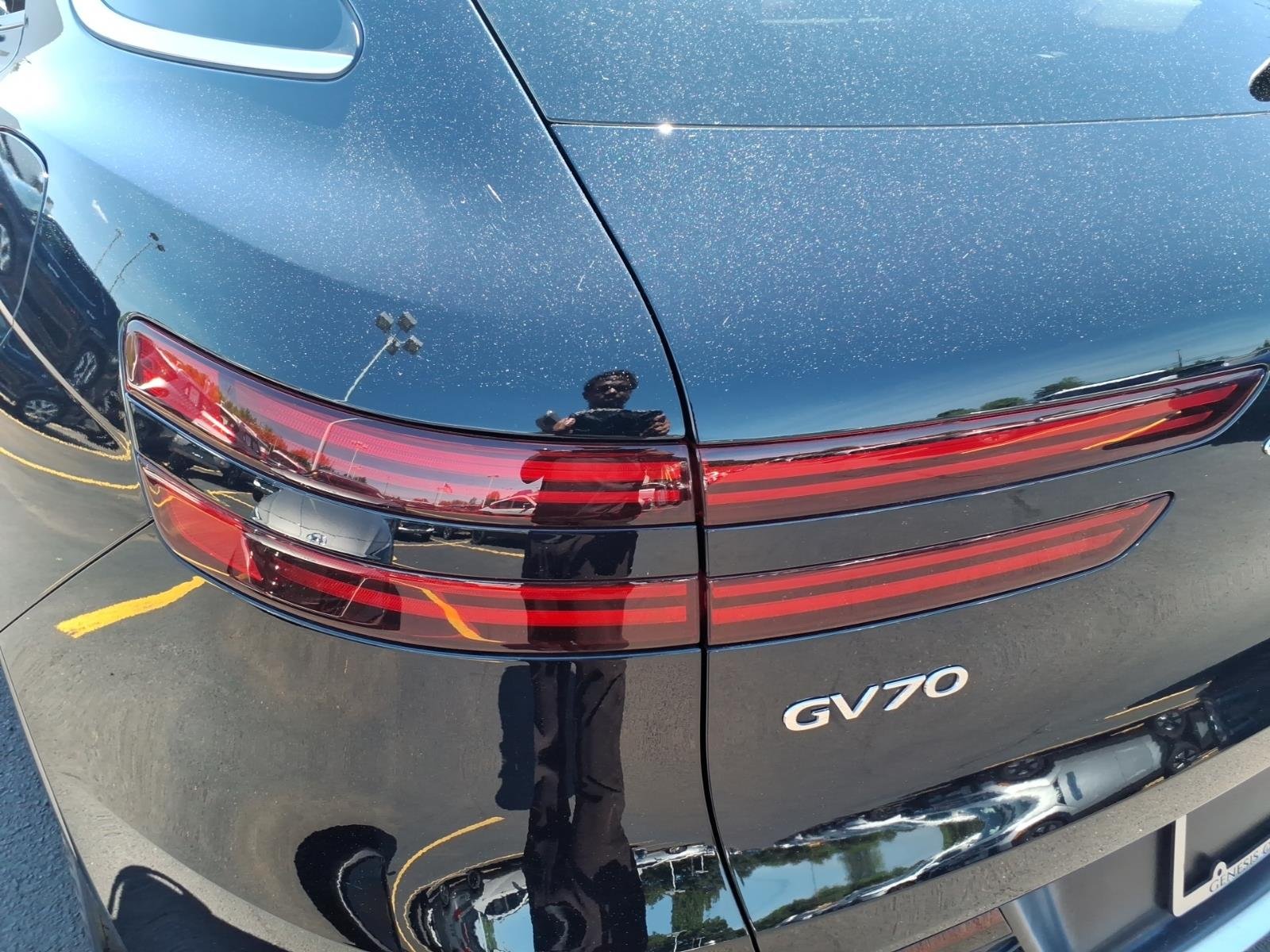 Used 2024 Vik Black Metallic Genesis 2.5T Standard image 15
