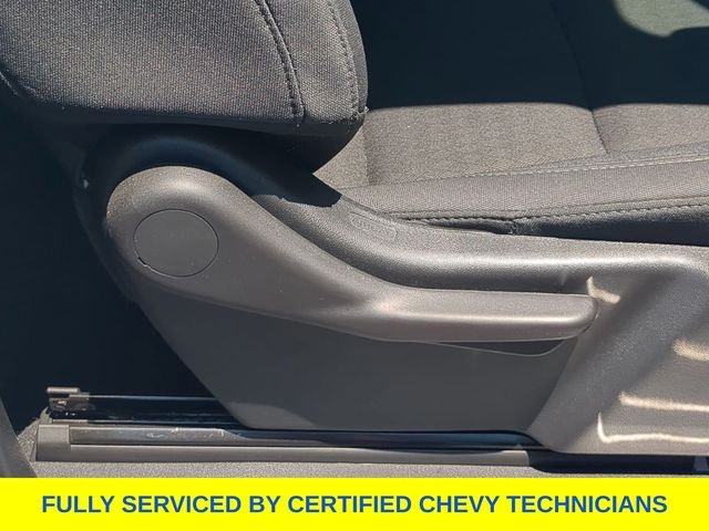 Used 2025 White Chevrolet LT image 47
