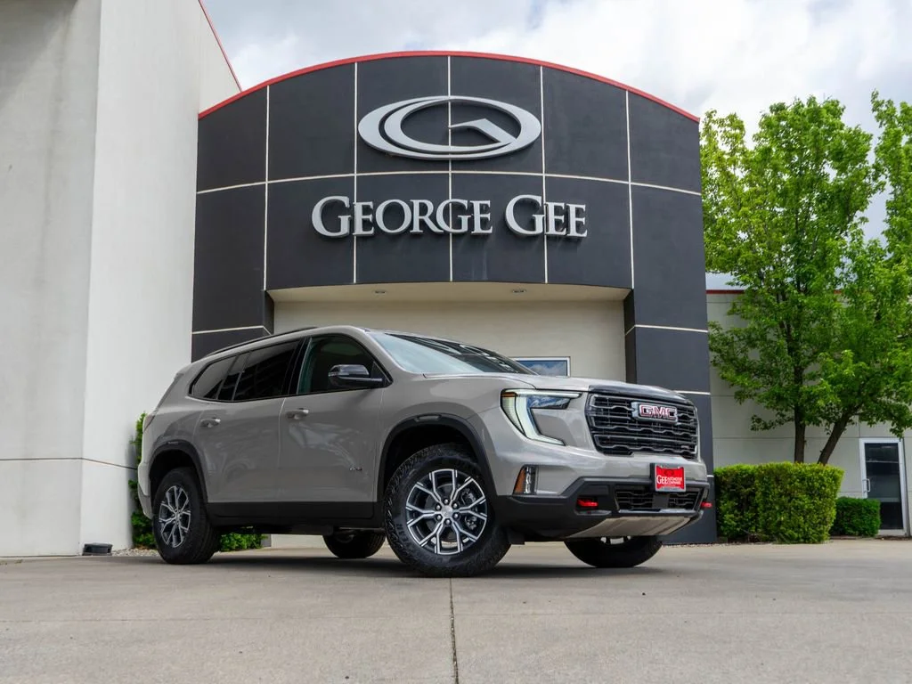 2026 GMC Acadia AT4 AWD's photo