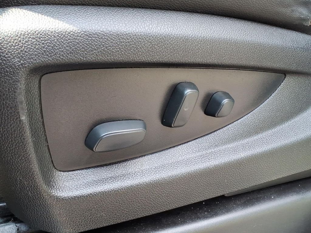 Used 2017 Tungsten Metallic Chevrolet Premier image 3