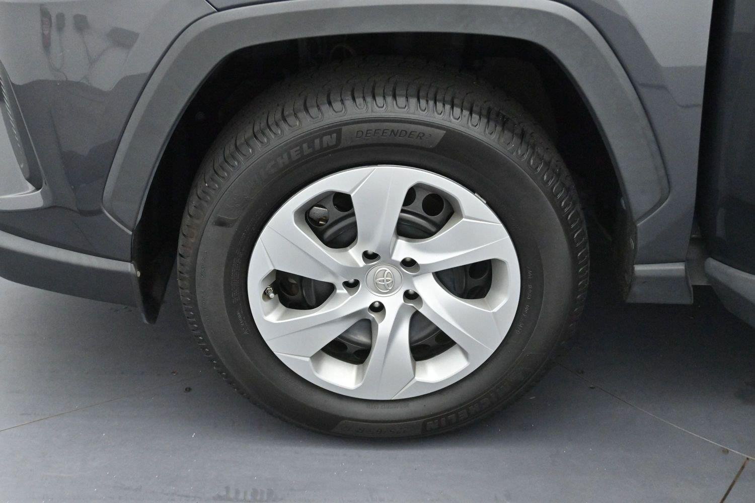 Used 2022 Magnetic Gray Metallic Toyota LE image 31
