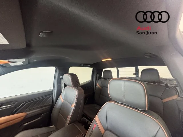 Used 2023 White GMC AT4 image 13